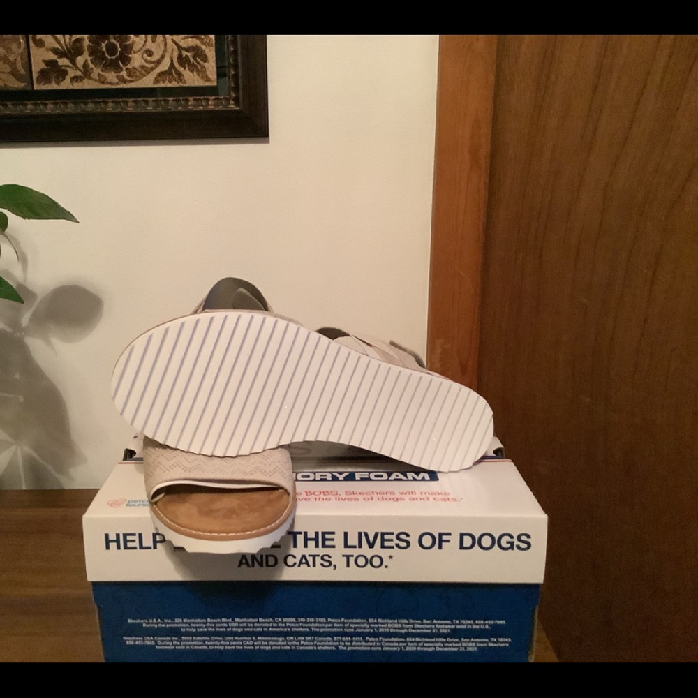 Ladies Bobs From Sketchers - image 8